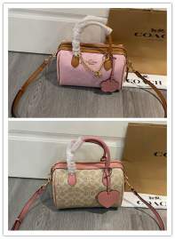 Picture of Coach Handbags _SKUfw240125406fw